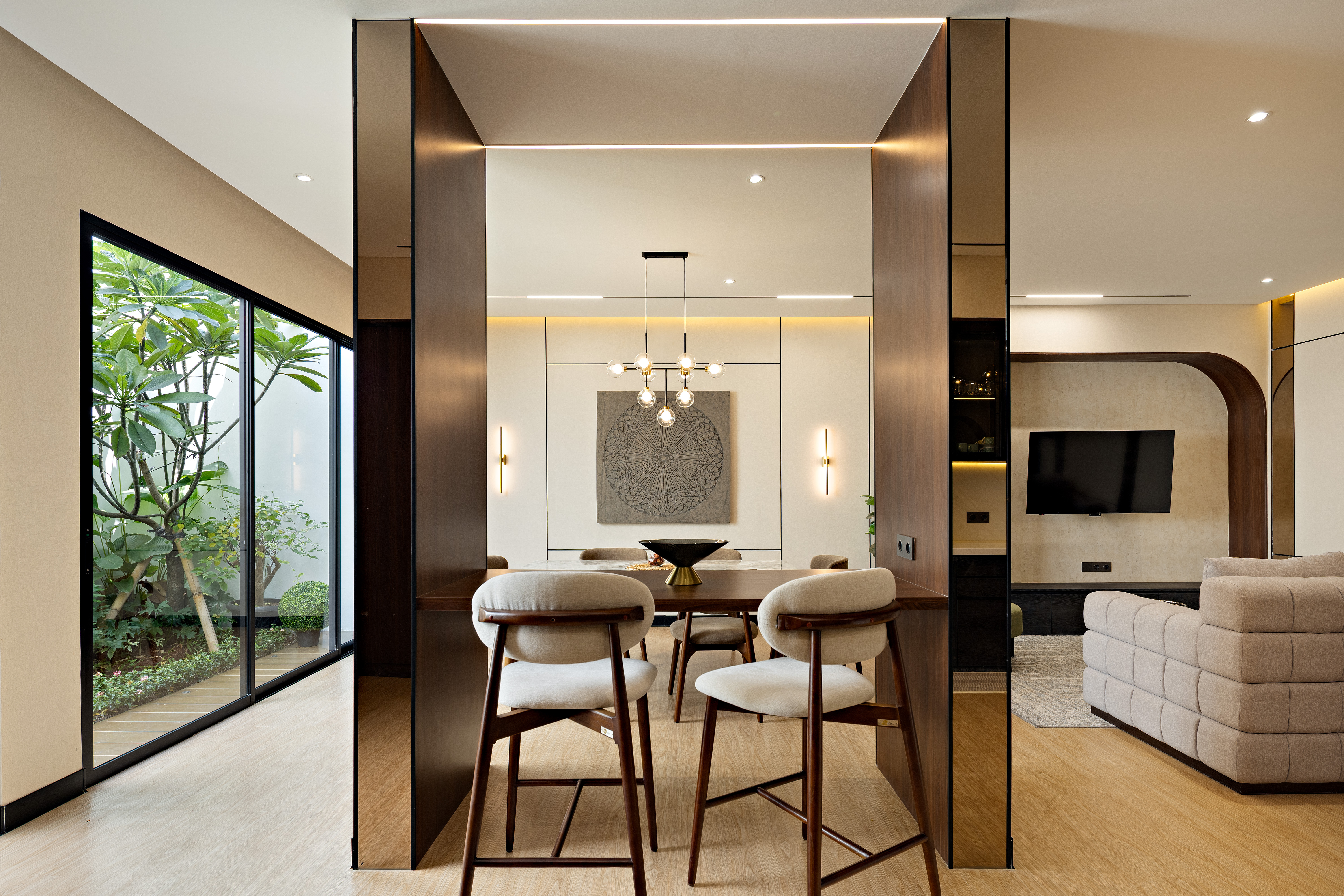 TR House — Real 05